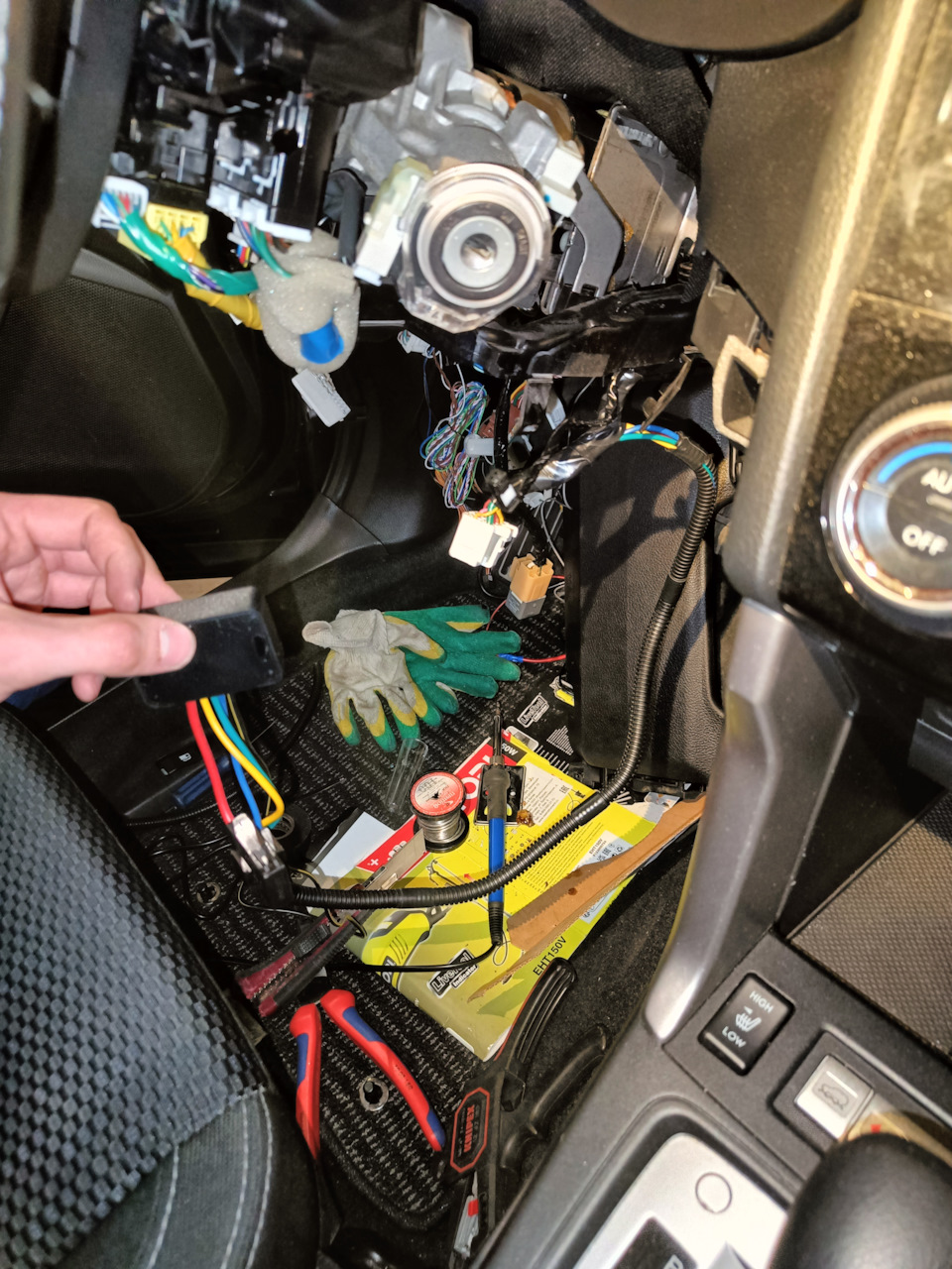 Установка сигнализации + бесключевой обход иммобилайзера — Subaru ...