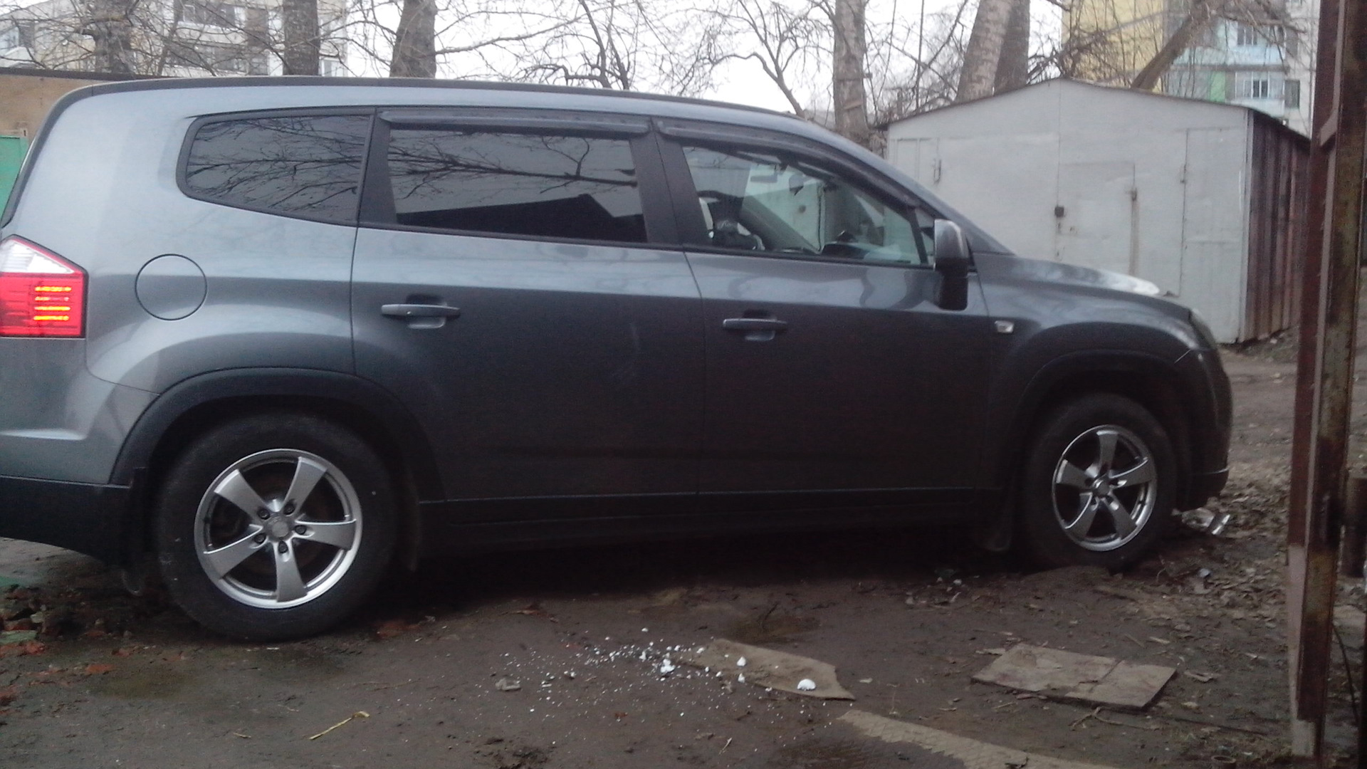 Chevrolet Orlando (1G) 1.8 бензиновый 2013 | Grey на DRIVE2