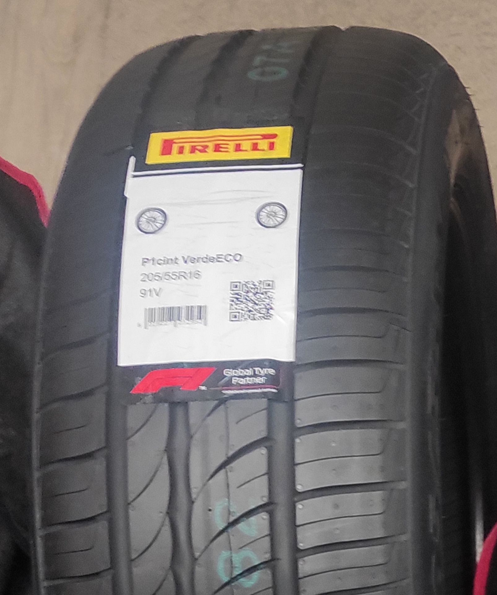 PIRELLICINTURATO p1 Verde 205/55 r16 91v класс шины: Touring. Pirelli p1 Verde. Pirelli p1 Verde 205/55 r16 91v наклейка. Хилфи 205 55 16.