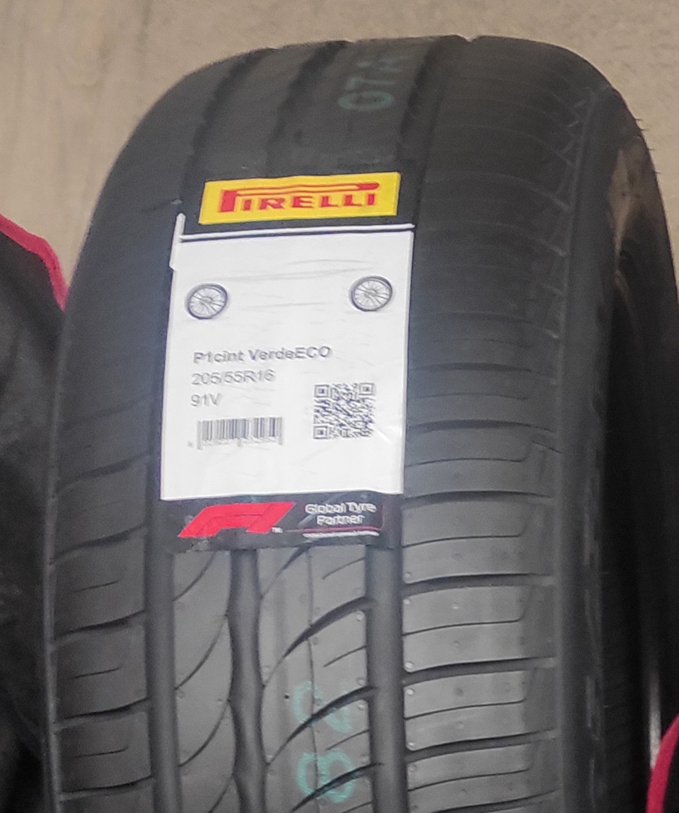 Pirelli cinturato p1 205 55 16. PIRELLICINTURATO p1 Verde 205/55 r16 91v класс шины: Touring. Pirelli p1 Verde. Pirelli p1 Verde 205/55 r16 91v наклейка. Хилфи 205 55 16.