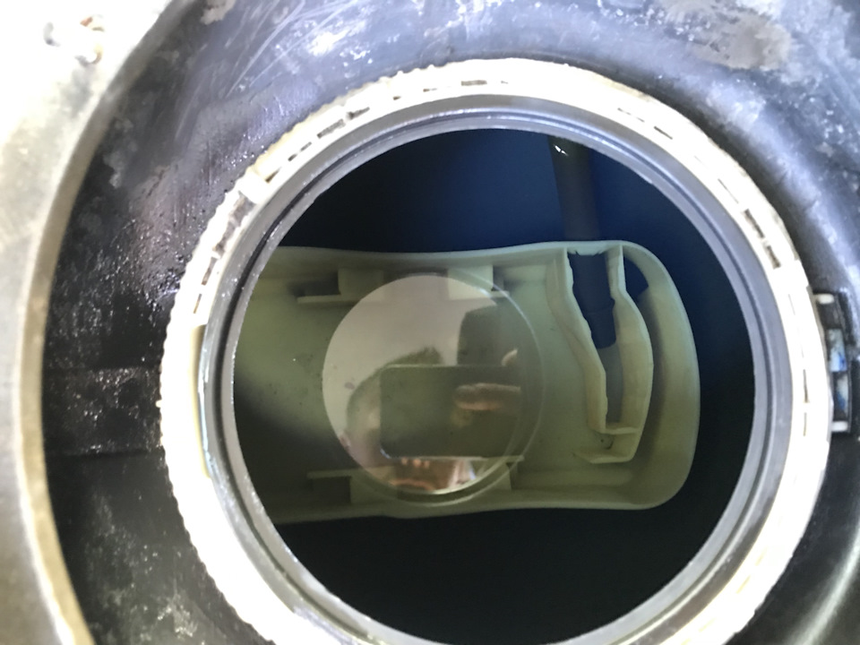 Чистка сетки бензонасоса+Замер давления в топливной рампе — BMW 3 ...