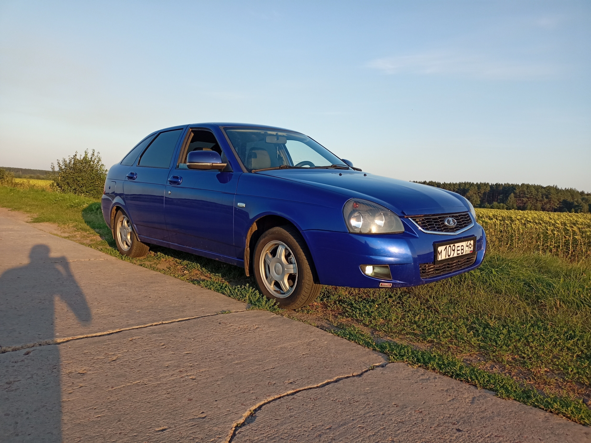 Пружины с занижением на заводские стойки — Lada Приора хэтчбек, 1,6 л, 2010  года | тюнинг | DRIVE2