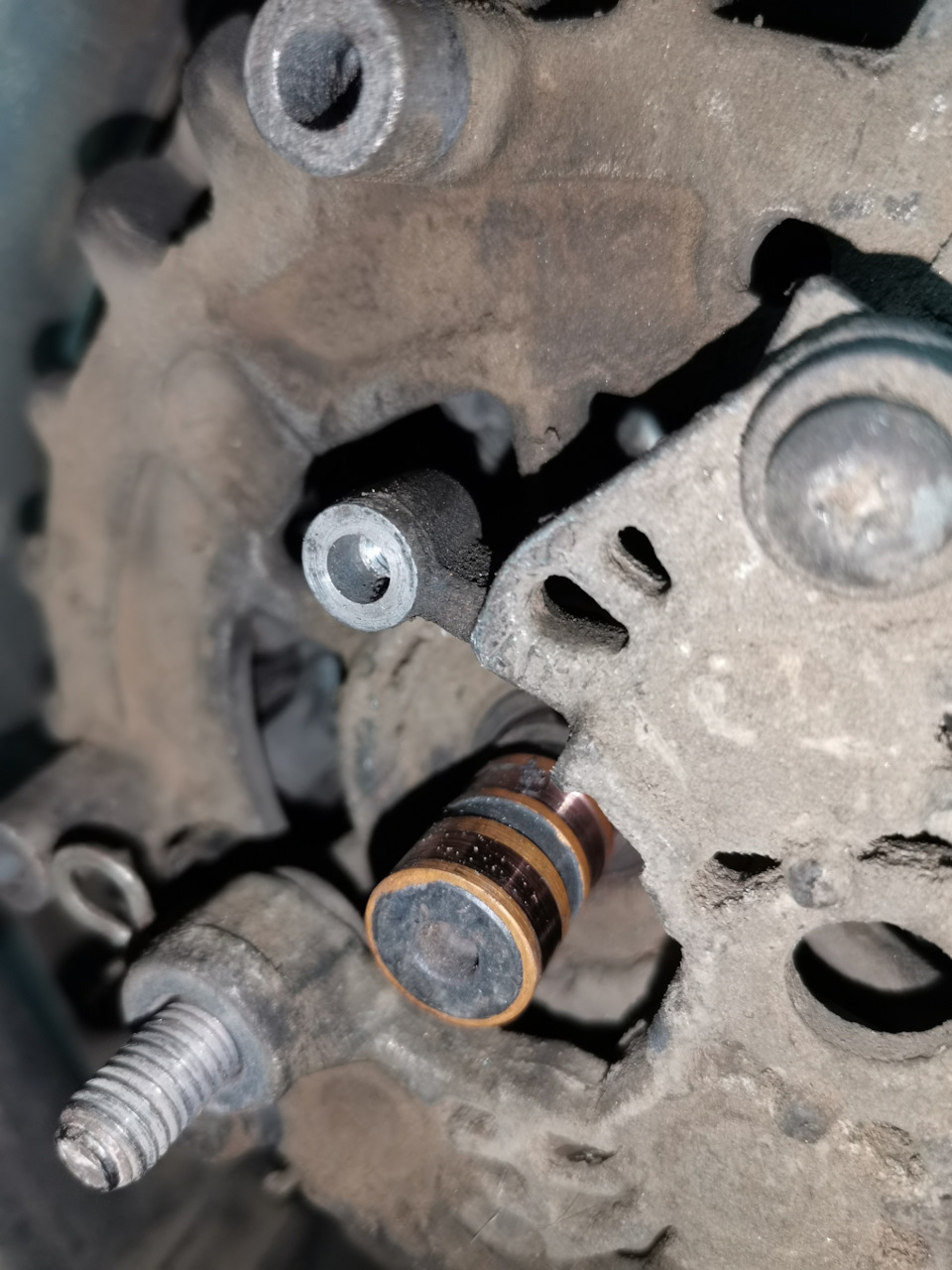 Пропала зарядка — Lada Ларгус, 1,6 л, 2012 года | электроника | DRIVE2