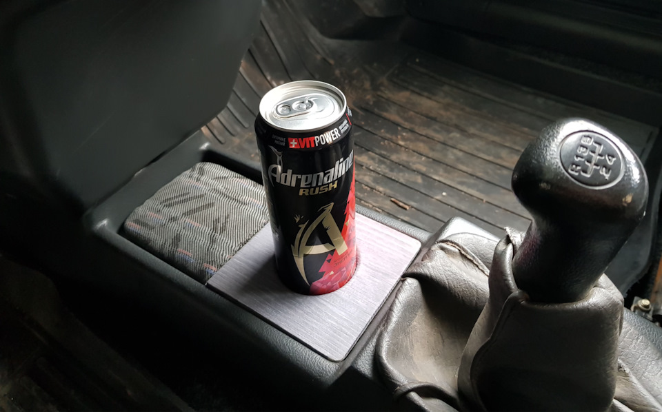 Самодельный подстаканник — Lada 21099, 1,5 л, 1997 года | тюнинг | DRIVE2