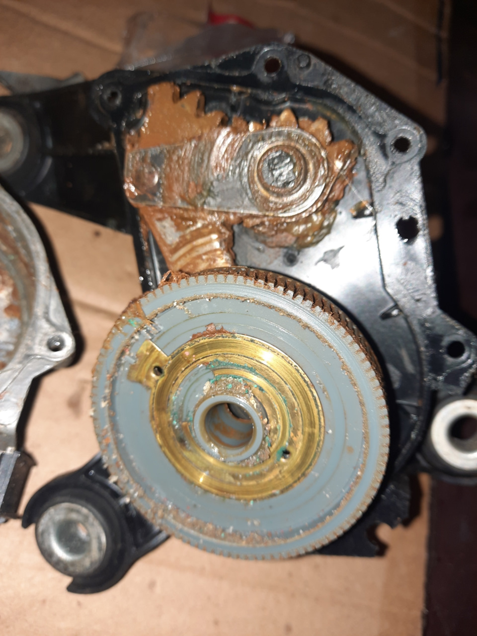 Неисправность заднего стеклоочистителя — Opel Corsa C, 1 л., 2002 года ...