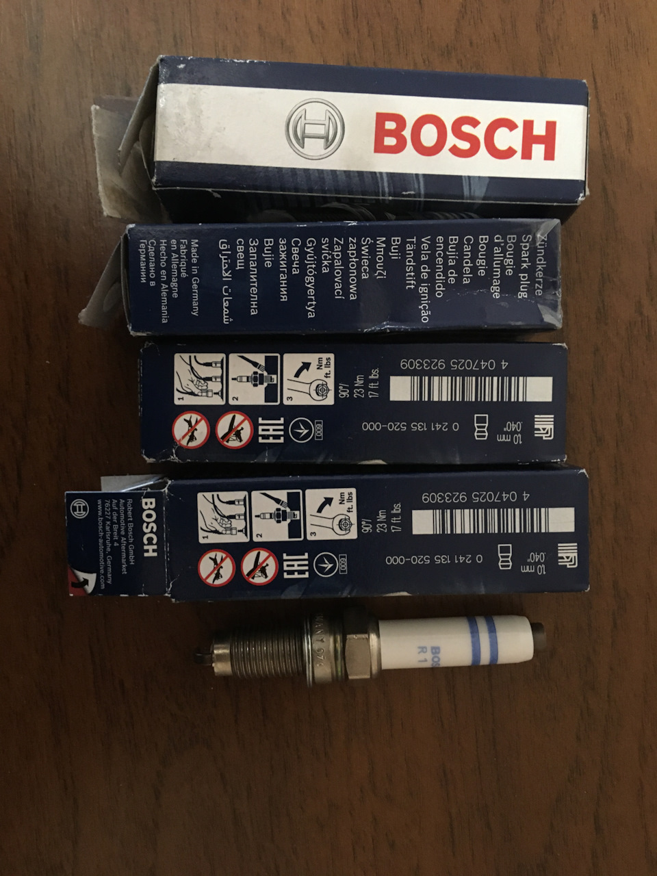 0241135520 СВЕЧА ЗАЖИГАНИЯ Y7LER02 (1.0), 1ШТ BOSCH | Запчасти на DRIVE2
