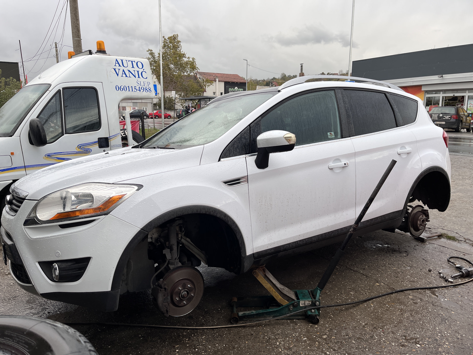 Европейская зима — Ford Kuga (1G), 2 л, 2010 года | шины | DRIVE2
