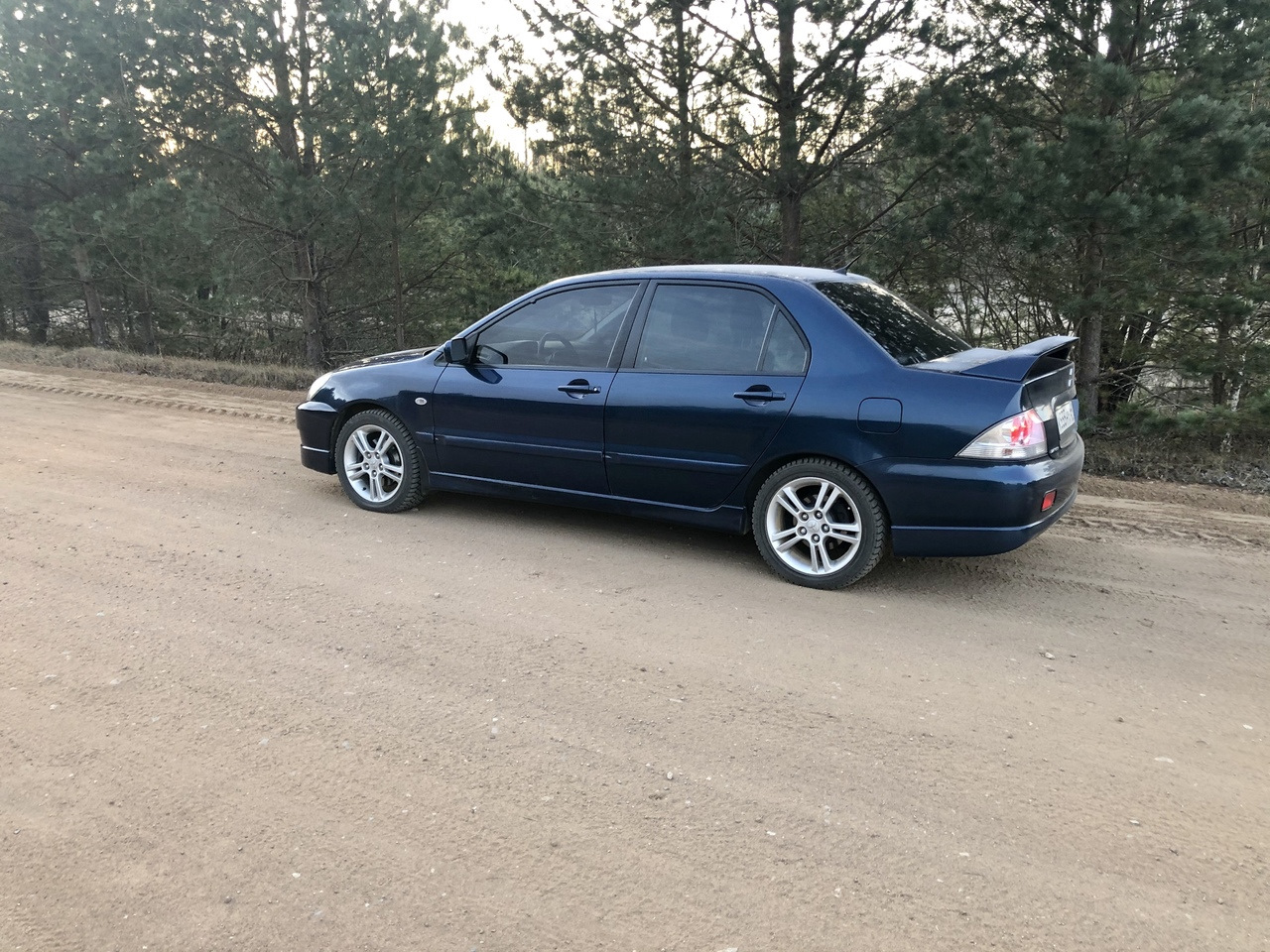 Лансер 50. Лансер 9 в тонировке 50%. Лансер 9 -70. Лансер 9 тонированный. Mitsubishi Lancer 9 тонировка.