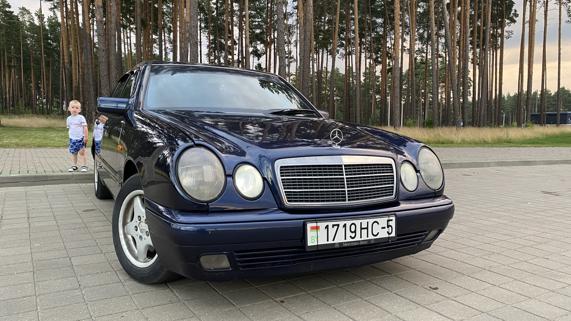 Mercedes-Benz E-class (W210) 2.2 дизельный 1998 | Синий трактор на DRIVE2