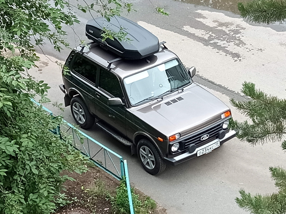 Автобокс Lux Tavr 175 — Lada 4x4 3D, 1,7 л, 2021 года | аксессуары | DRIVE2