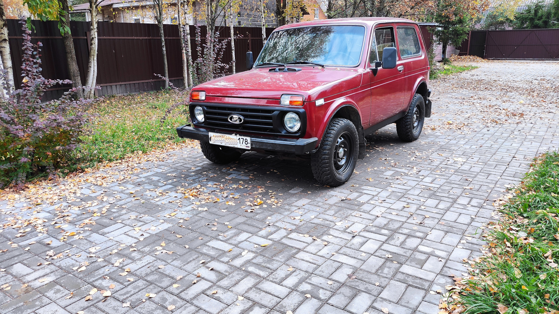 Lada 4x4 3D 1.6 бензиновый 1990 | Ретро СССР на DRIVE2