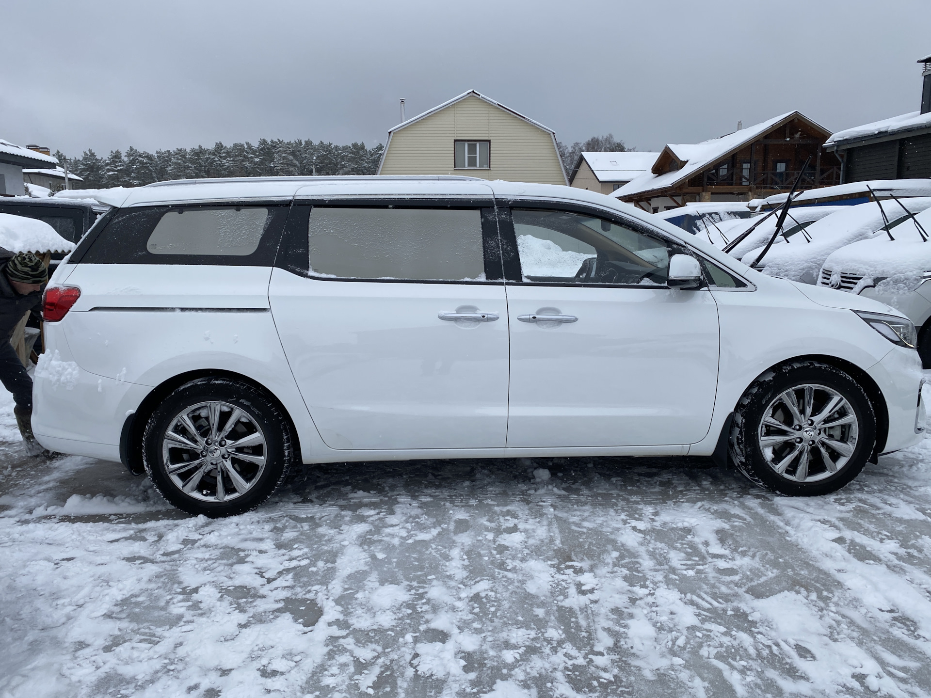 Не все Корейцы одинаково прекрасны или как я Kia Carnival подбирал /  смотрел. — DRIVE2