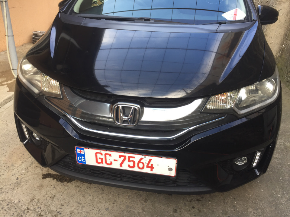 Решётка радиатора — Honda Fit (3G), 1,5 л, 2014 года | стайлинг | DRIVE2