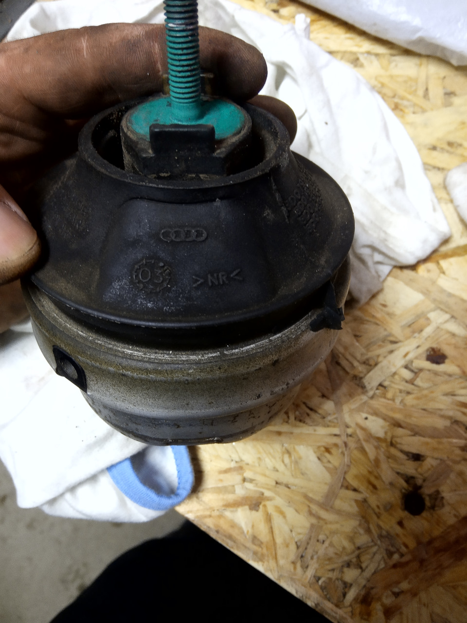 БОРЬБА С ВИБРАЦИЯМИ — Volkswagen Passat B5, 1,8 л, 2003 года | запчасти ...