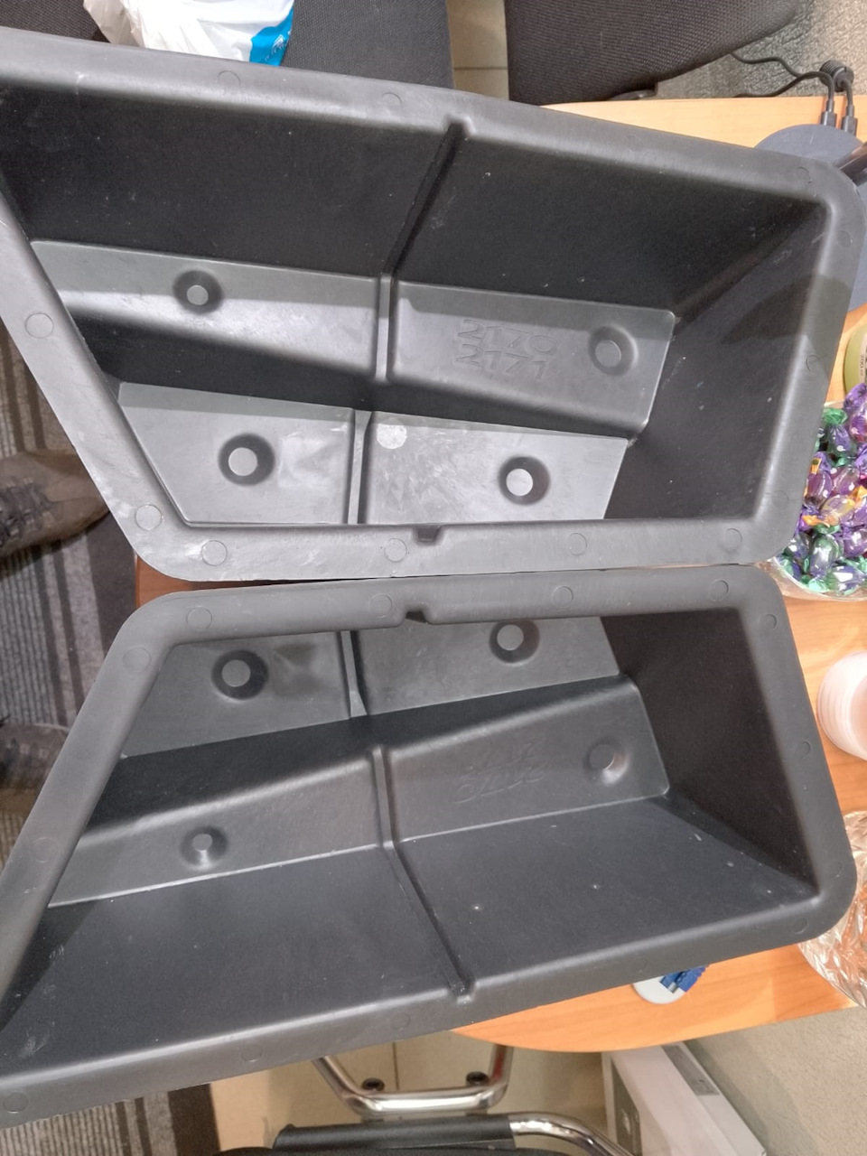 Обустройство багажника или контейнеры для боковых карманов приора ...