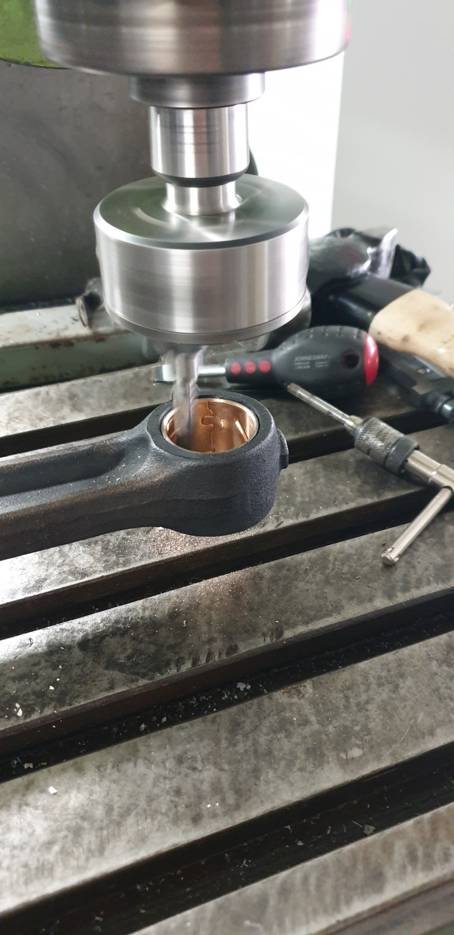 Сборка ДВС, часть 2, замена втулок шатунов. — Mitsubishi Pajero (1G), 2 ...