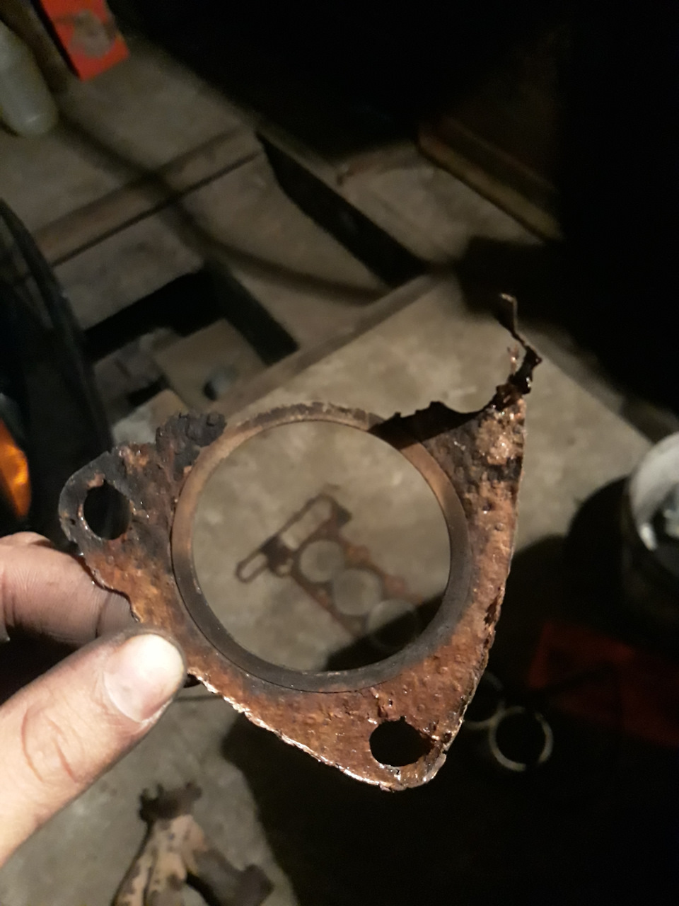 Замена прокладки штанов. — BMW 5 series (E34), 2 л, 1991 года ...