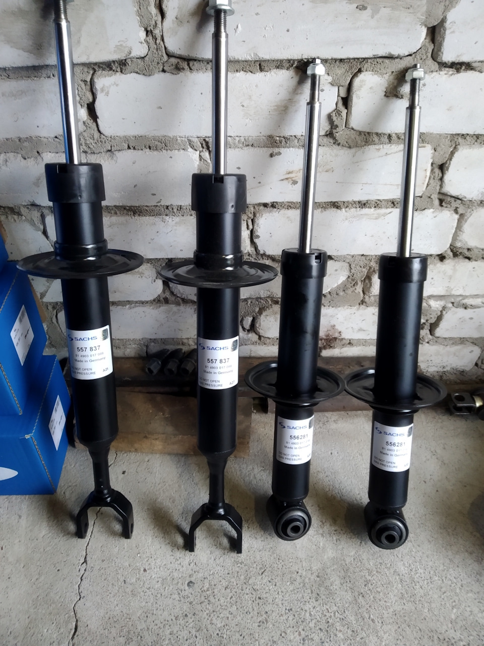 557837 Амортизатор для AUDI, SEAT, SKODA, VW SACHS | Запчасти на DRIVE2