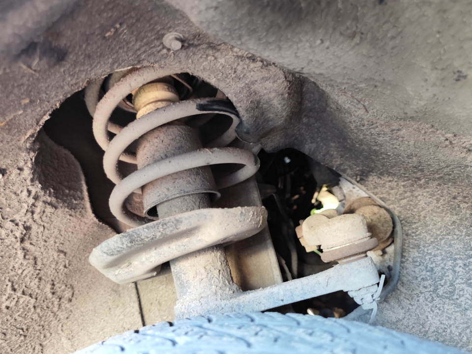 Скрип при повороте руля — Lada Гранта Лифтбек (2-е поколение), 1,6 л ...