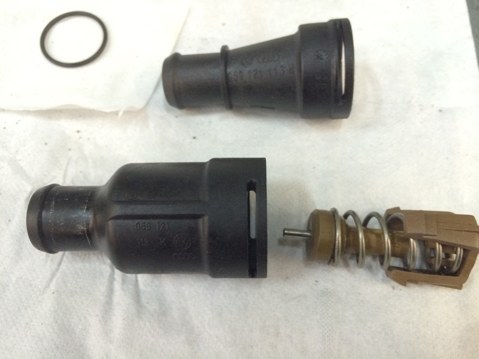 Замена термостата ЕГР — Volkswagen Touareg (1G), 3 л, 2008 года ...