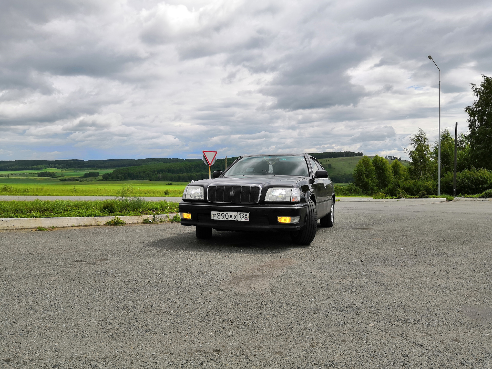 О проходящем очередном отпуске) — Toyota Crown Majesta (S150), 4 л, 1998  года | путешествие | DRIVE2