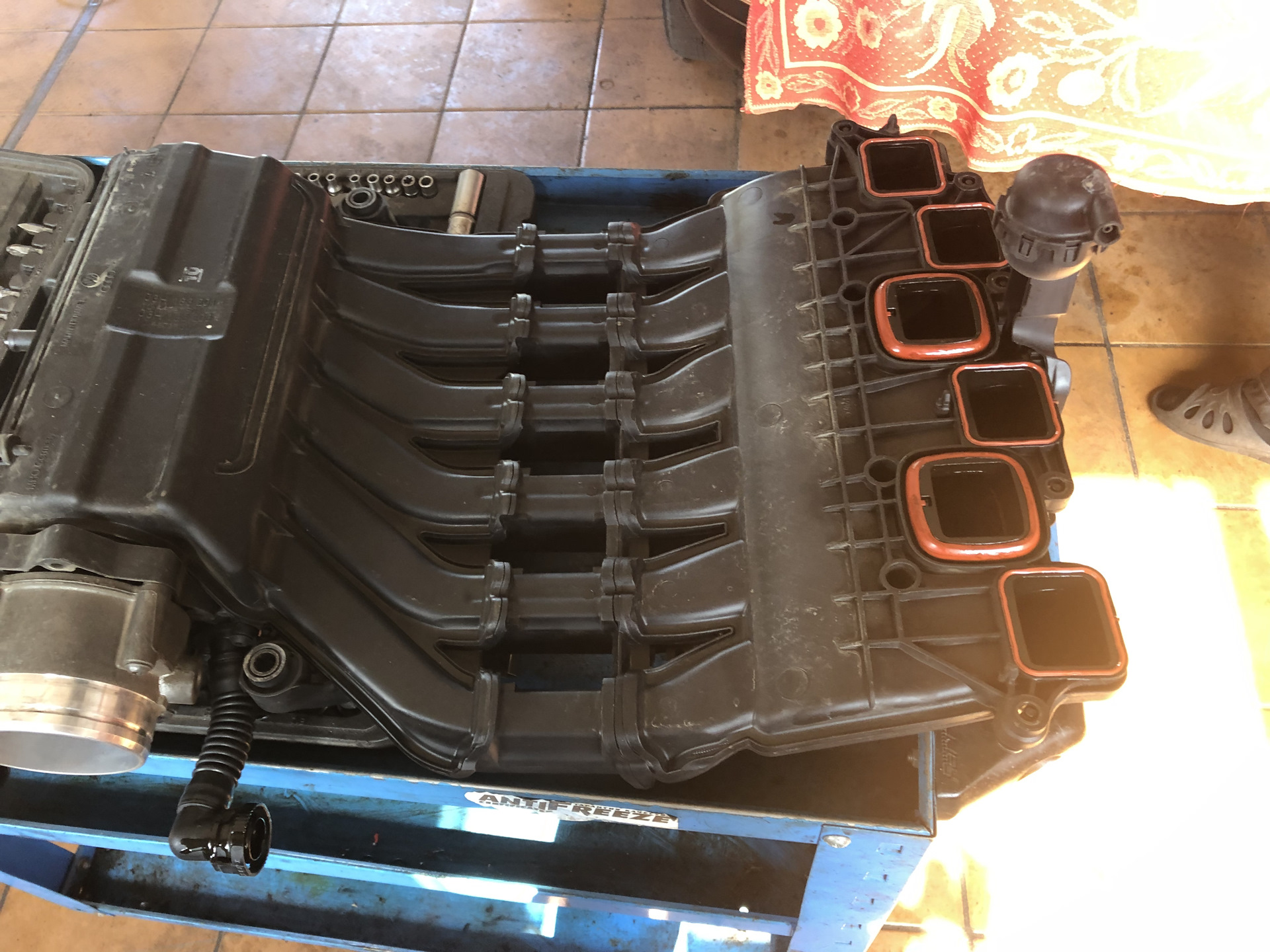 клапанная крышка туарег 3. прокладка клапанной крышки туарег 3. 6 клапанная крышка. туарег 2005 bac клапанная крышка. прокладка клапанной крышки туарег 3.