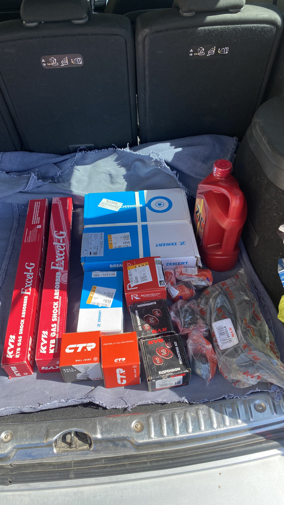 Замена задних стоек, передних тормозных дисков, колодок, шаровых ...