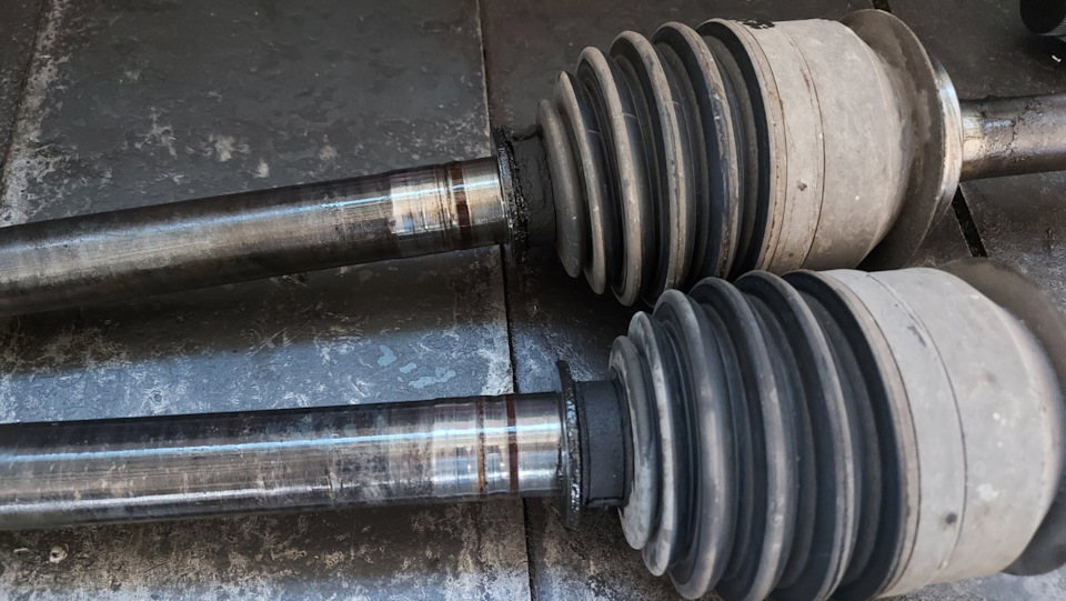 Вал привода гранаты ваз 2114. Привод внутренний чери амулет левый. 2 диаметр вала 31. Внутренний шрус схема трипоид. Диаметр наружного шруса geely mk.