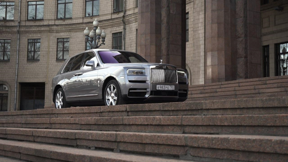 Машина настоящая rolls royce. Смотреть фото Машина настоящая rolls royce. Смотреть картинку Машина настоящая rolls royce. Картинка про Машина настоящая rolls royce. Фото Машина настоящая rolls royce