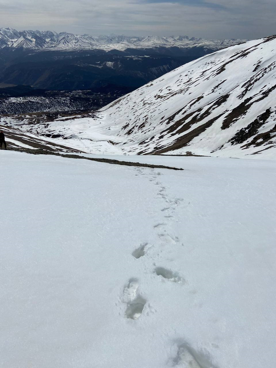 Вскоре и тропинка заканчивается — срезаем по снегу… — Lada 4x4 3D