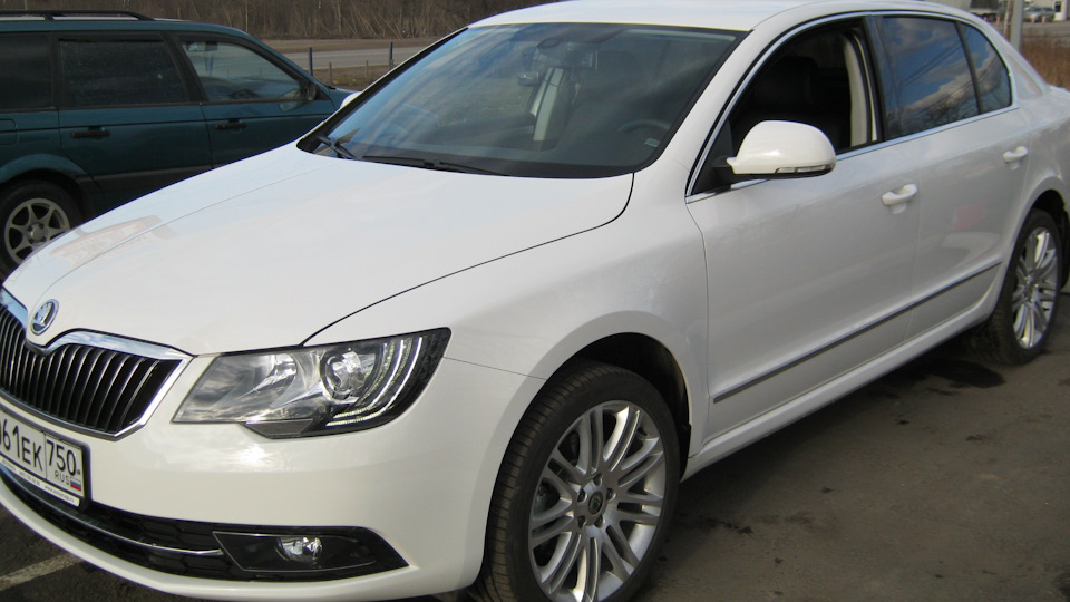 Купить На Авито Спб Шкода Суперб