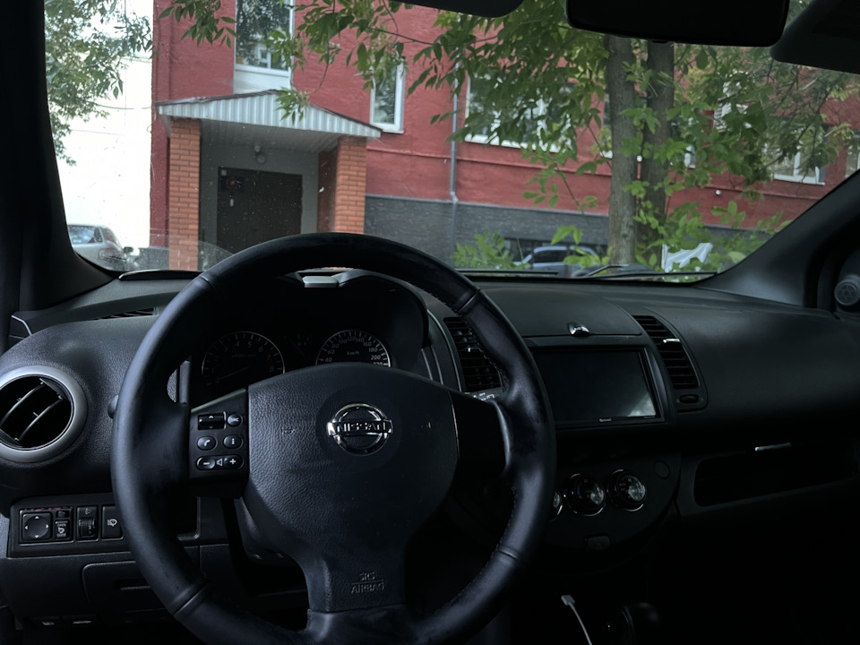 Фото в бортжурнале Nissan Note (1G)
