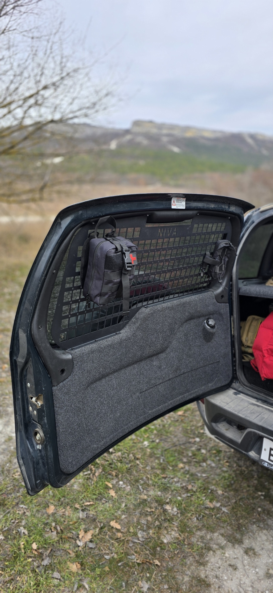 Решетка заднего окна нивы тревел — Lada Niva Travel, 1,7 л, 2023 года ...