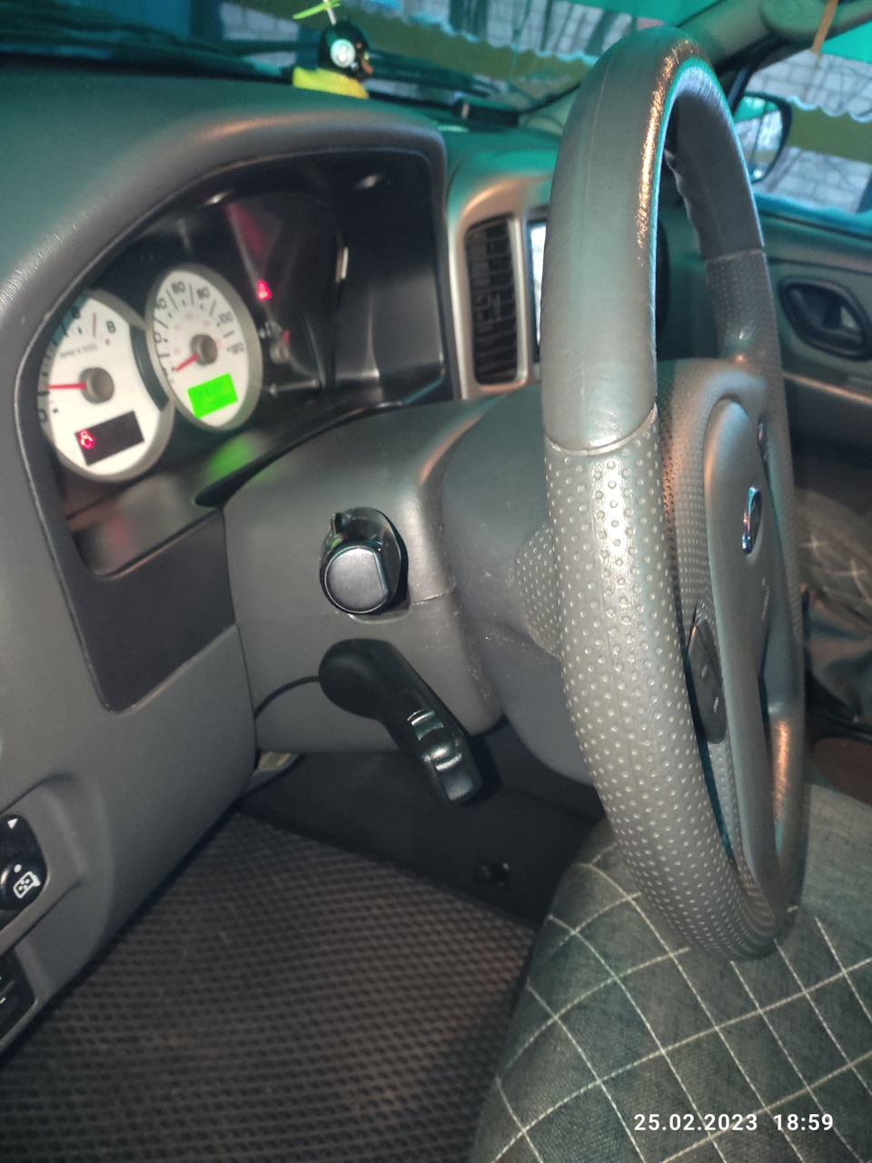 Пульт управления андроид магнитолой — Ford Escape (1G), 3 л, 2005 года ...