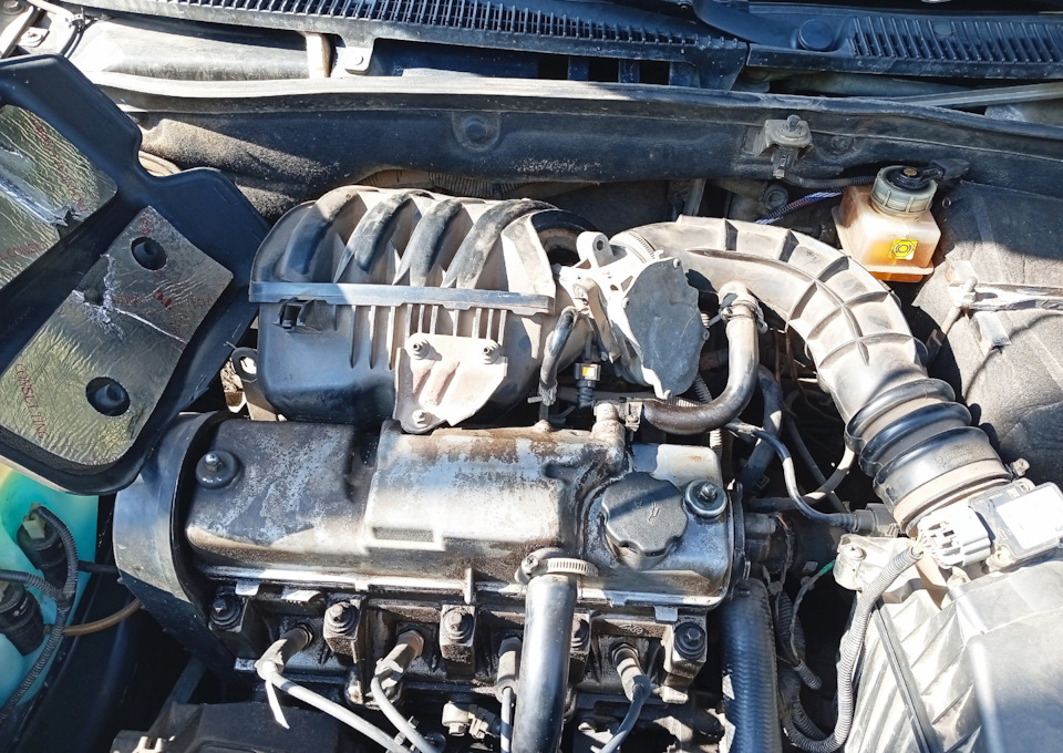 Photo from the logbook Lada Kalina wagon (1G)
