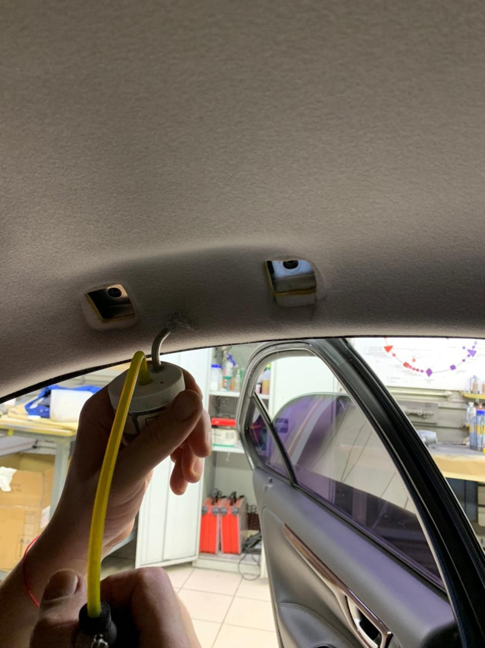 Ремонт прожога потолка — Volvo S60 (1G), 2,4 л, 2007 года | визит на ...