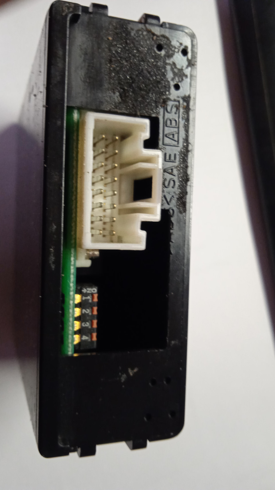 Блок опускания зеркала при движении задним ходом. — Mitsubishi