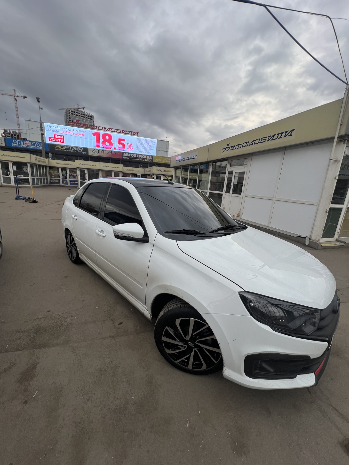 Колеса Гранта Спорт FL — Lada Гранта Drive Active, 1,6 л, 2023 года ...