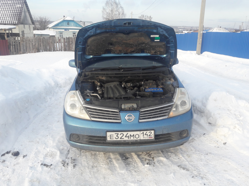 Фото в бортжурнале Nissan Tiida (1G)