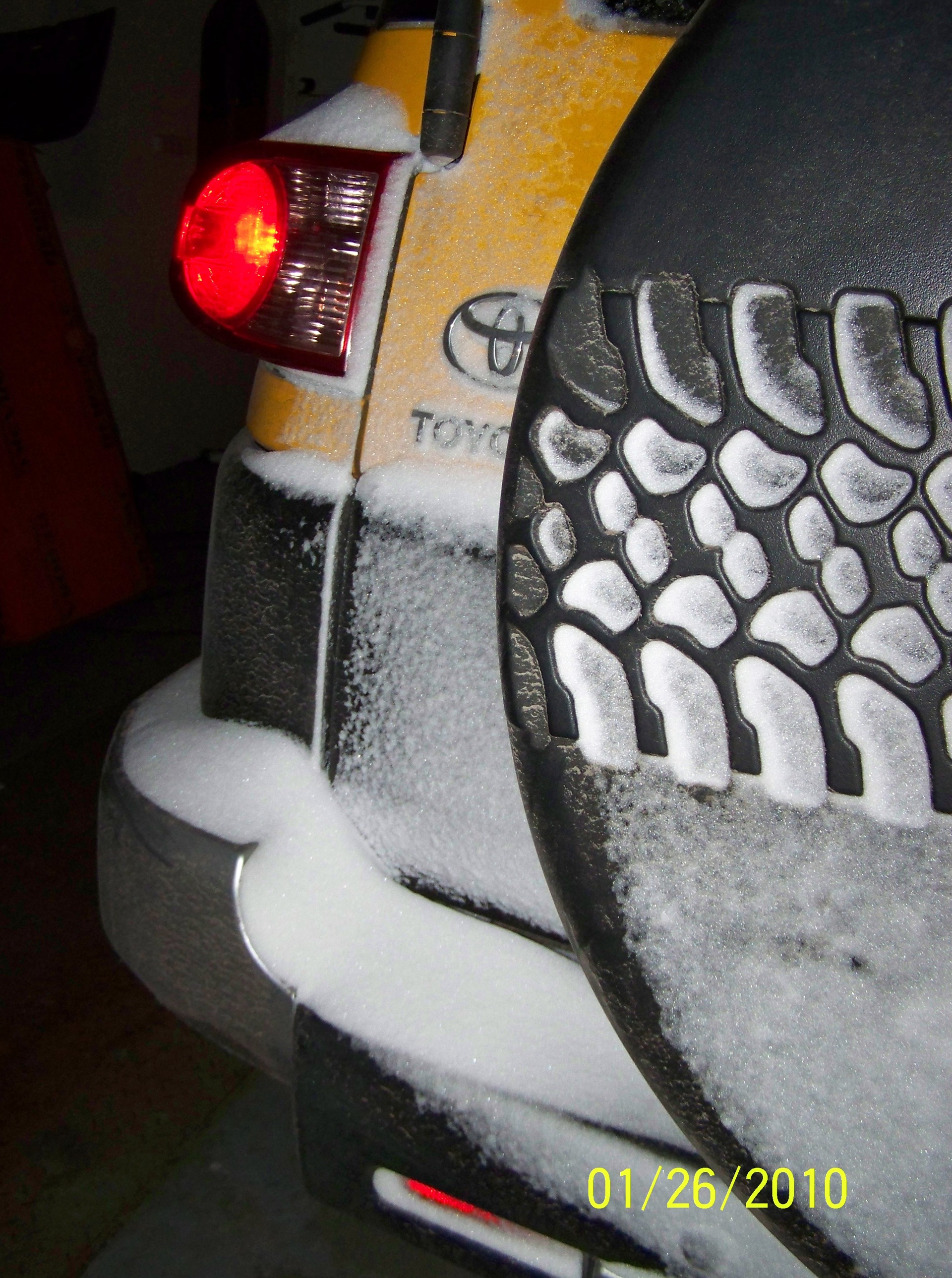 snow sticking - 2008 Toyota FJ Cruiser