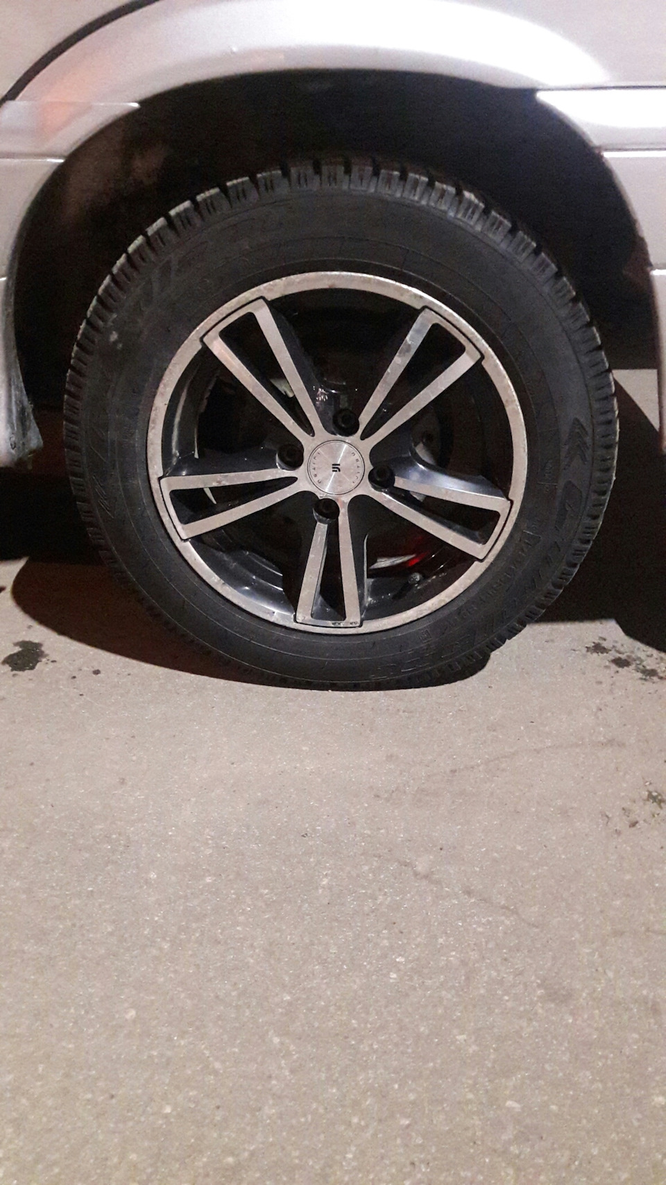 Ищу литой диск r 14 — LADA 2114, 1,5 л., 2005 года | своими руками | DRIVE2