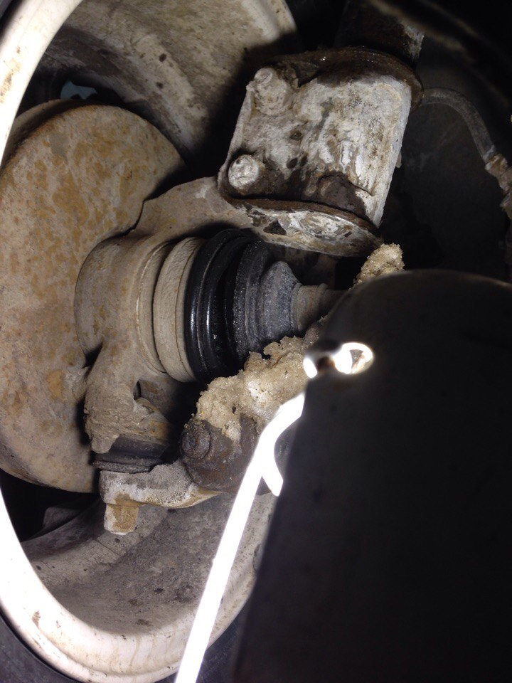 Замена наружной гранаты ШРУС — Lada 2115, 1,6 л, 2011 года | своими ...