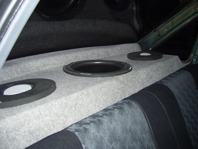 Полка акустическая ваз 1118. Акустическая полка ваз 2110 под саб. Задняя полка под саб на ваз 2114. 2 сабвуфера в полку приора седан. Сабвуфер в полку ваз 2110.