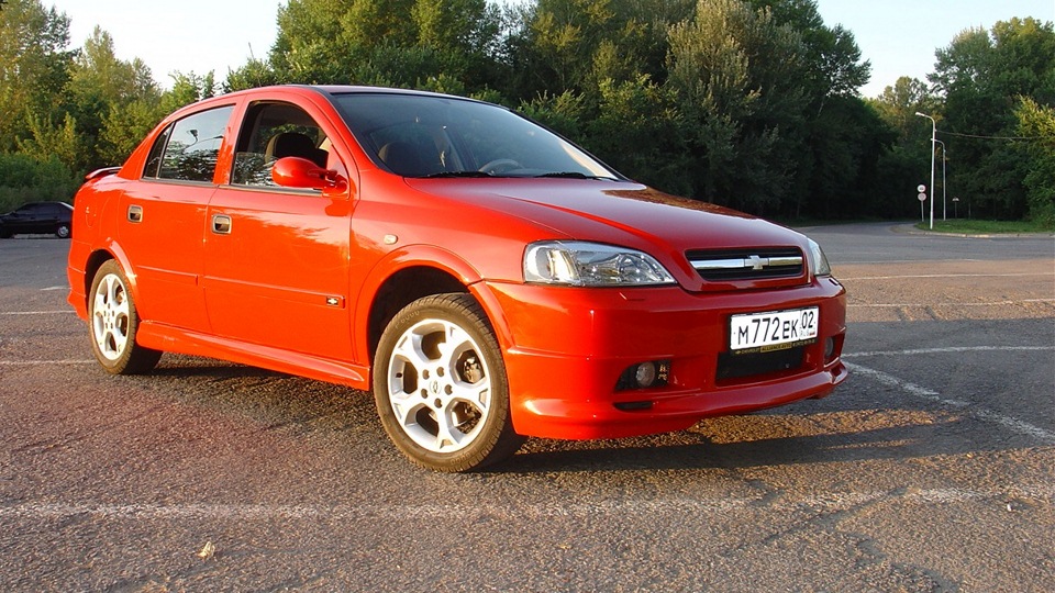 Авто вива. Chevrolet Viva. Chevrolet Viva Sport. Вива адреналин. Шевроле Лада Viva.