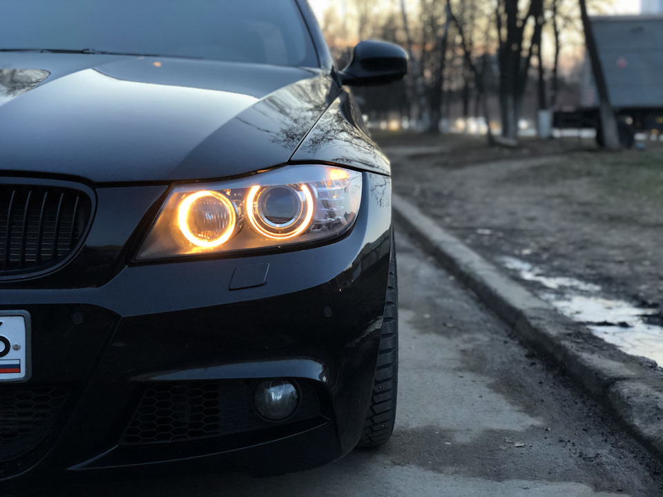 BMW e90 ночью