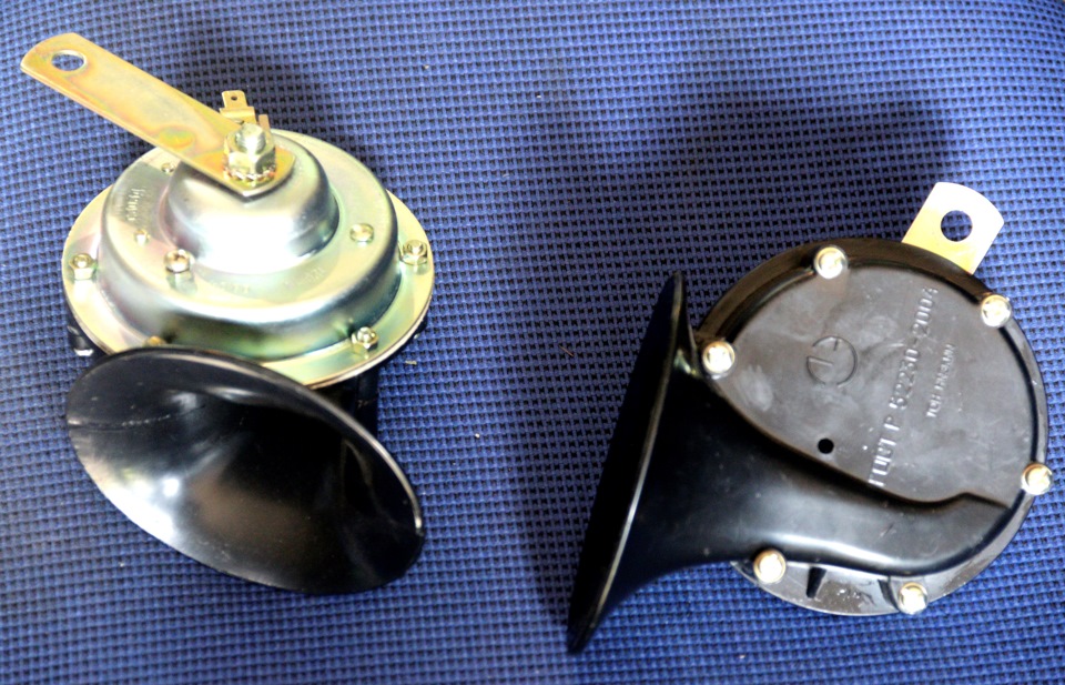 кронштейн крепления сигнала уаз. звуковой сигнал w210. крепление сигнала. крепление сигнала. звуковой сигнал волга газ 31105.