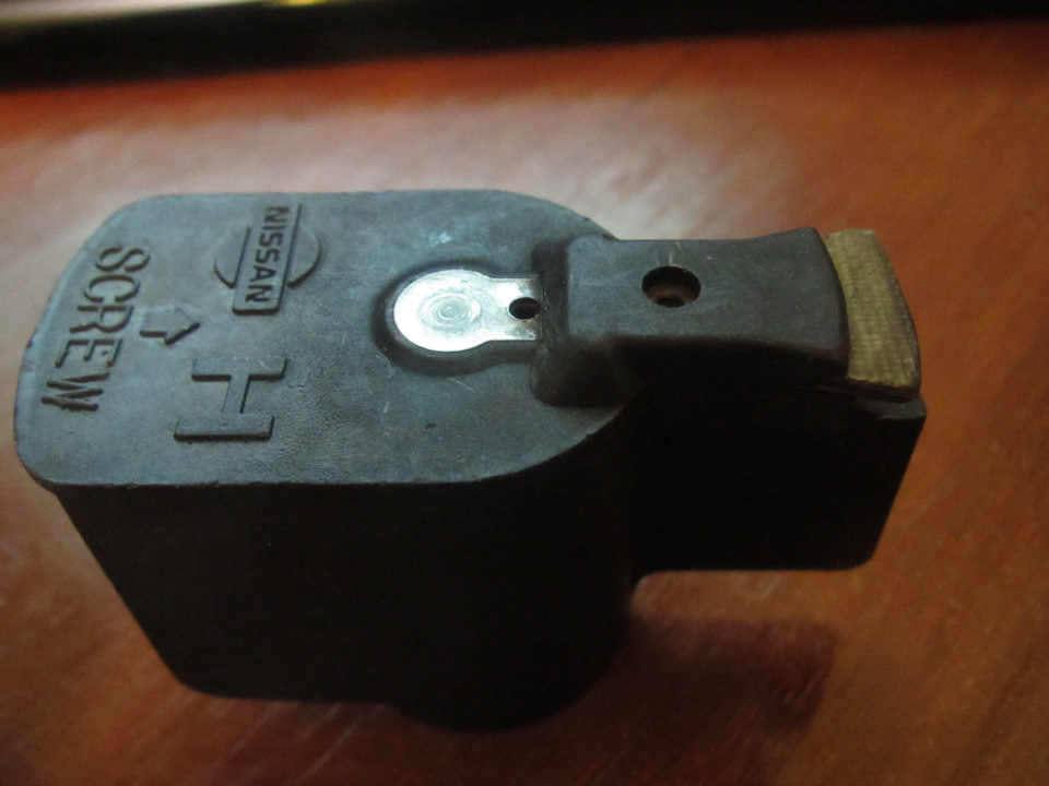 Бегунок и крышка трамблера — Nissan Primera Wagon (W10), 2 л, 1991 года ...