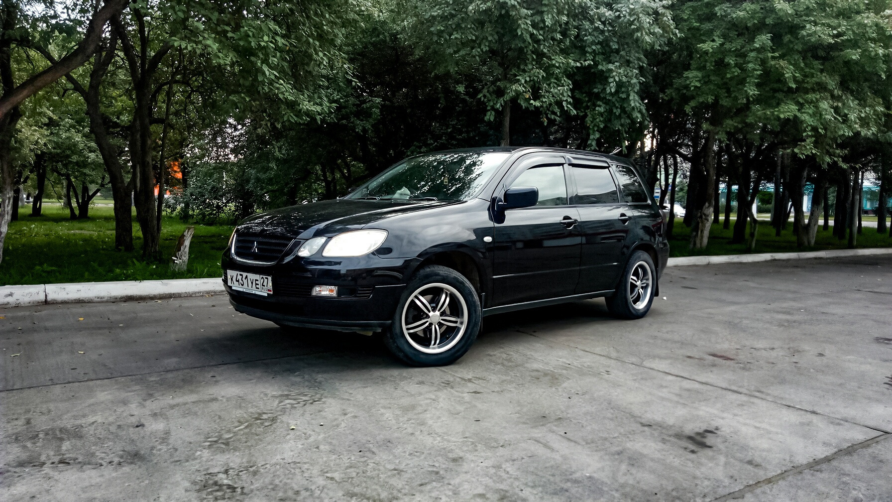 Митсубиси аиртрек 2002 2. Mitsubishi airtrek 2002. Аиртрек 2002 года. Mitsubishi airtrek, 2002 год. 4.