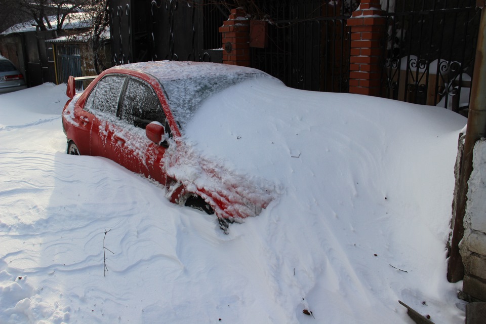 Феррари в снегу