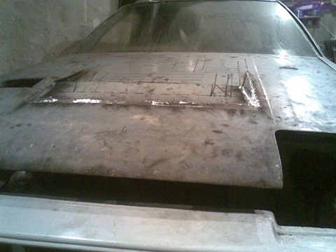 Hood Cutting End - Toyota Sprinter Trueno 16L 1985